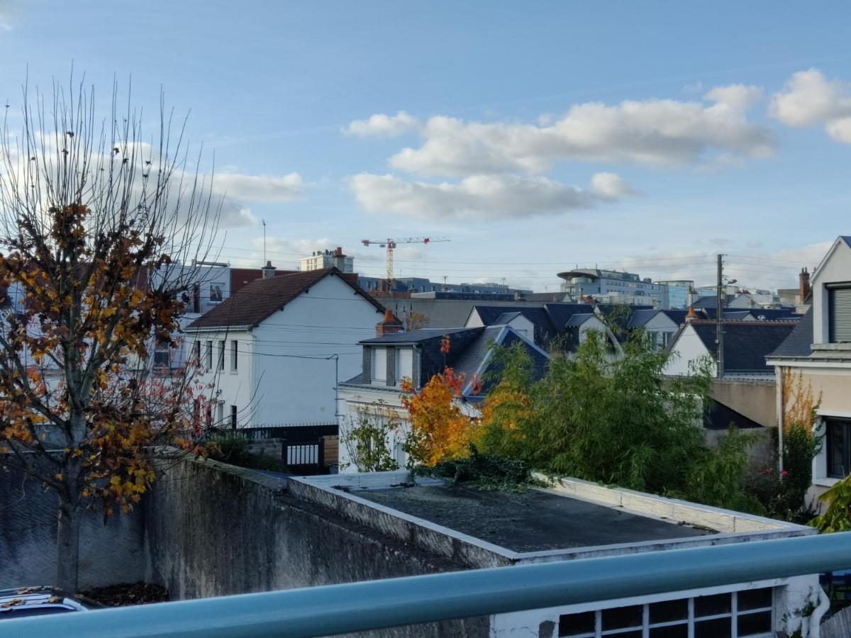 Studio équipé, grande terrasse, à côté de la gare Tours Extérieur photo